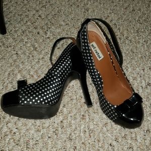 Not rated- women's shoes